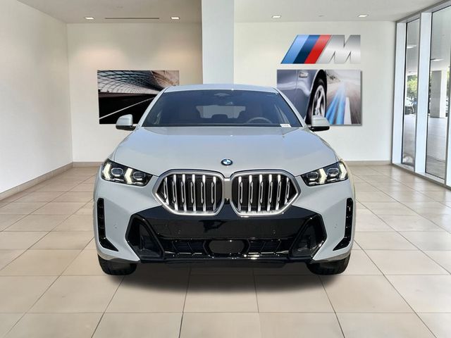 2025 BMW X6 xDrive40i