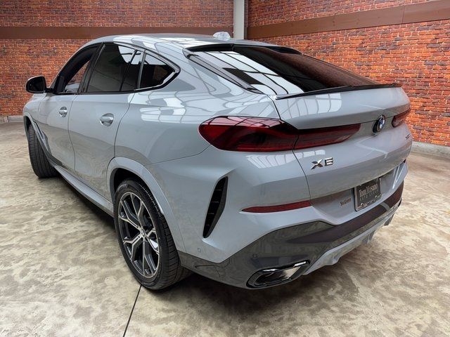 2025 BMW X6 xDrive40i