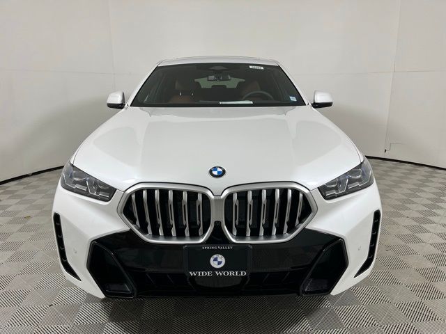 2025 BMW X6 xDrive40i