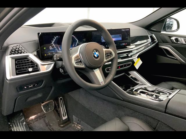 2025 BMW X6 xDrive40i