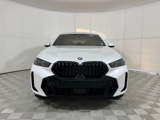 2025 BMW X6 xDrive40i