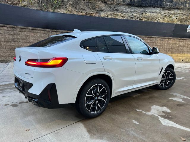 2025 BMW X6 xDrive40i