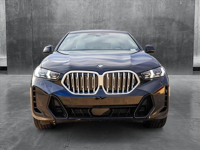 2025 BMW X6 xDrive40i