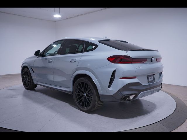 2025 BMW X6 xDrive40i