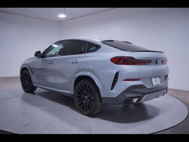 2025 BMW X6 xDrive40i