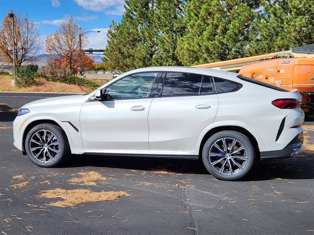 2025 BMW X6 xDrive40i