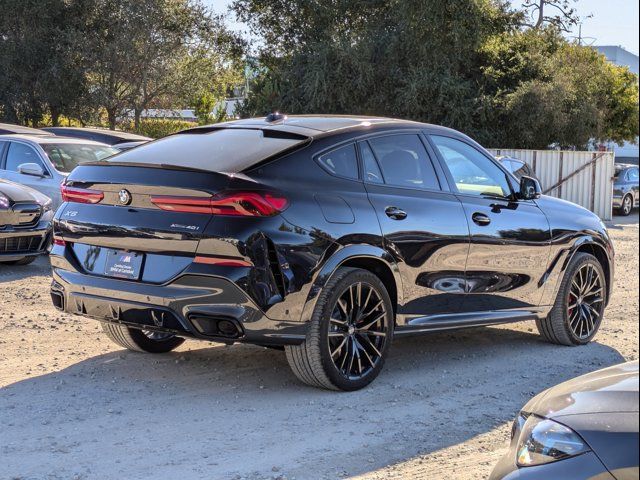 2025 BMW X6 xDrive40i