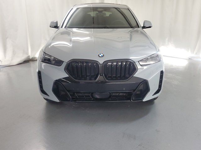 2025 BMW X6 xDrive40i