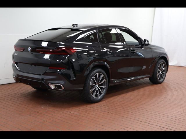 2025 BMW X6 xDrive40i