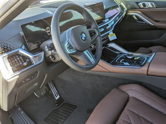 2025 BMW X6 xDrive40i