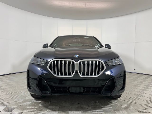 2025 BMW X6 xDrive40i