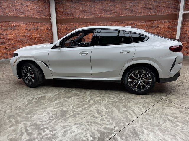 2025 BMW X6 xDrive40i