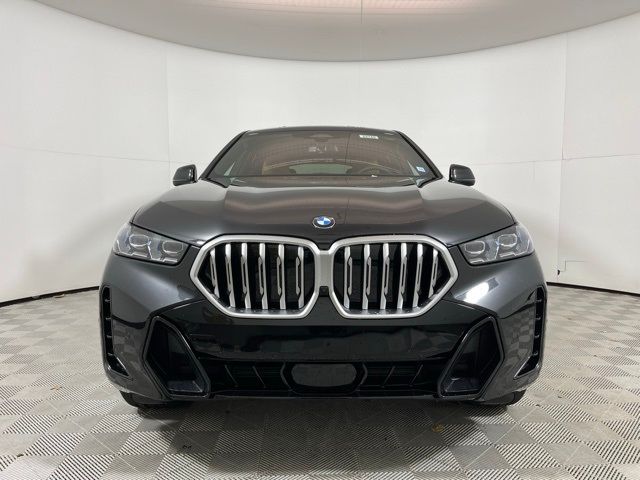 2025 BMW X6 xDrive40i