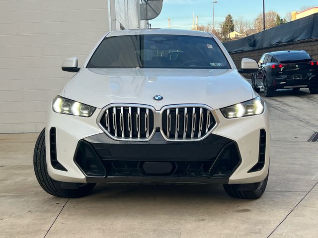 2025 BMW X6 xDrive40i