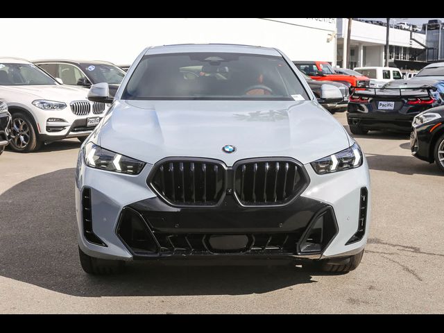 2025 BMW X6 xDrive40i