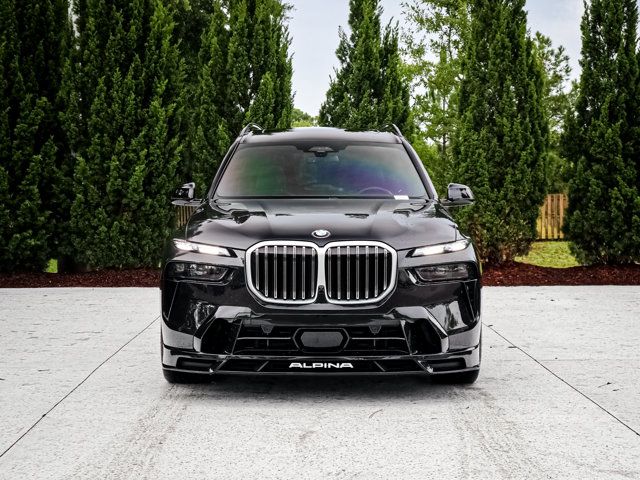 2025 BMW X7 Alpina XB7