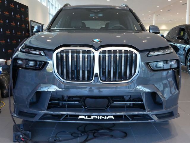 2025 BMW X7 Alpina XB7