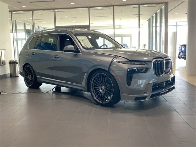 2025 BMW X7 Alpina XB7