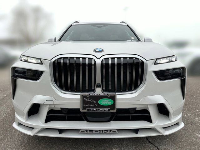 2025 BMW X7 Alpina XB7