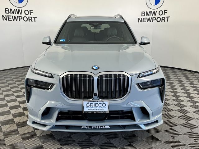 2025 BMW X7 Alpina XB7