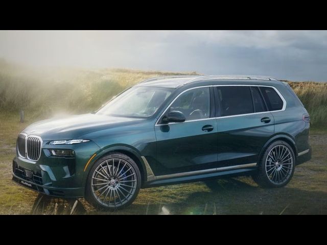 2025 BMW X7 Alpina XB7