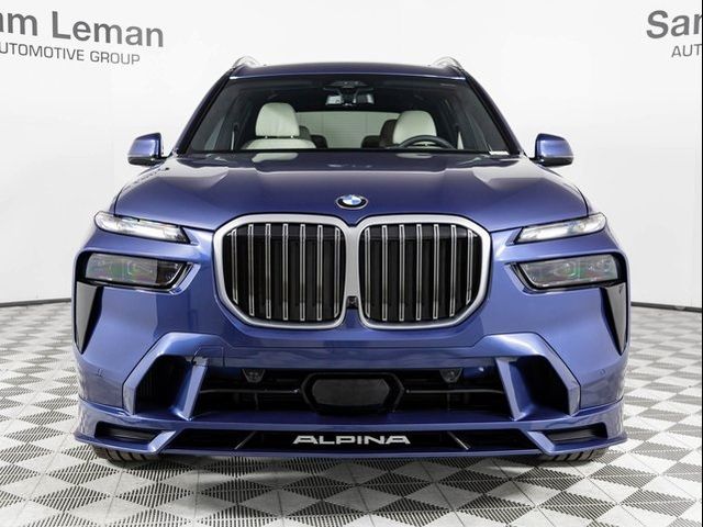 2025 BMW X7 Alpina XB7