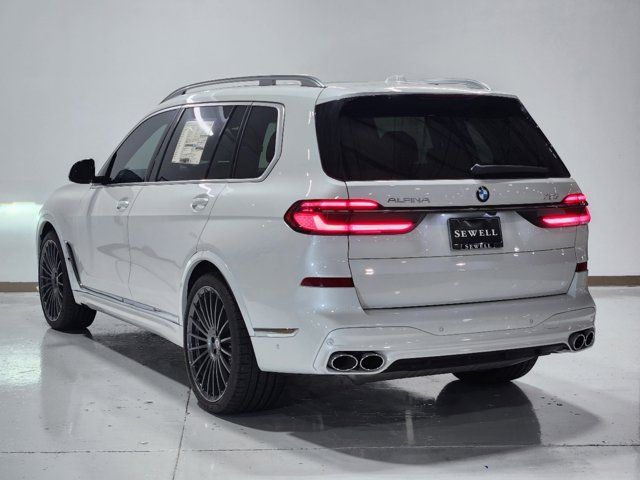 2025 BMW X7 Alpina XB7