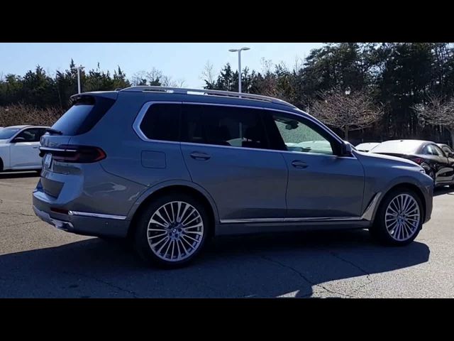 2025 BMW X7 xDrive40i