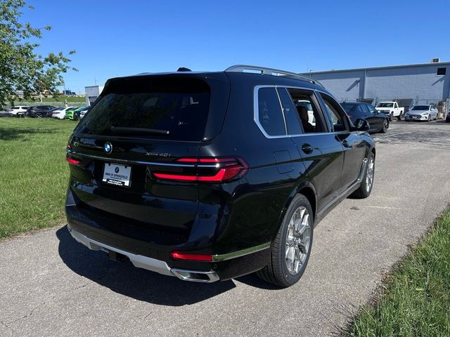 2025 BMW X7 xDrive40i