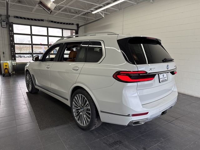 2025 BMW X7 xDrive40i