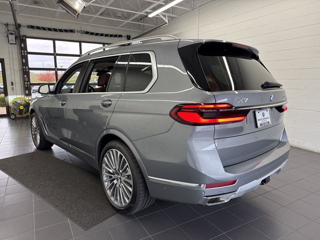 2025 BMW X7 xDrive40i