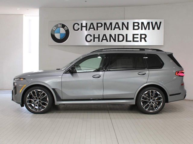 2025 BMW X7 M60i