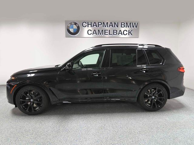 2025 BMW X7 M60i