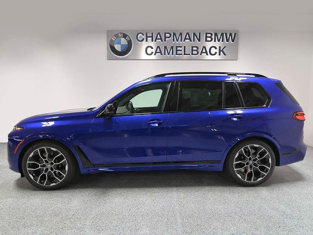 2025 BMW X7 M60i