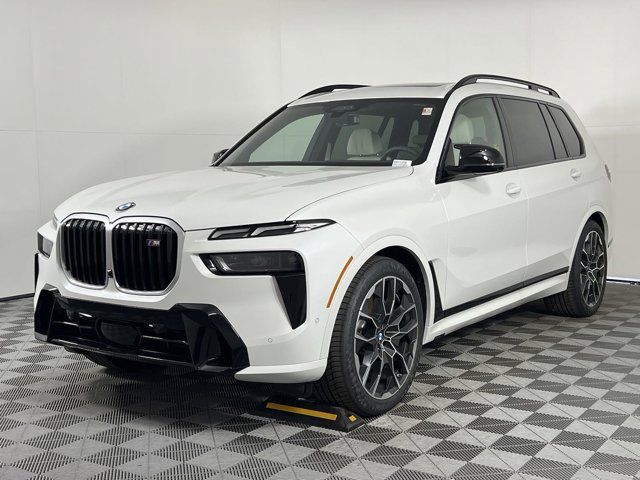 2025 BMW X7 M60i