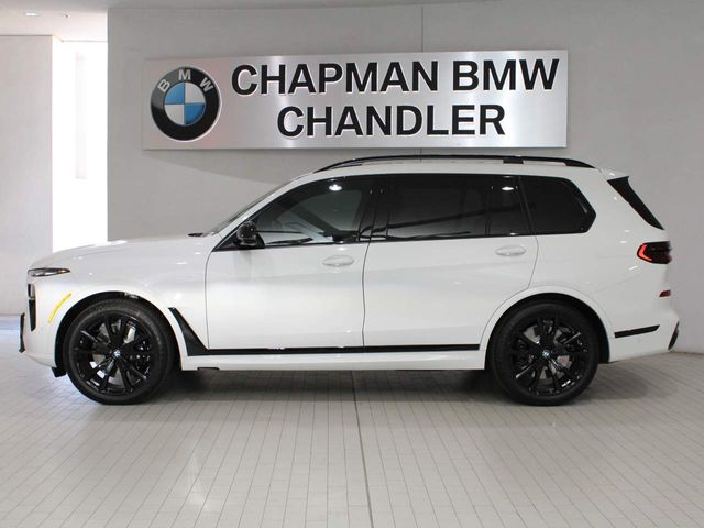 2025 BMW X7 M60i