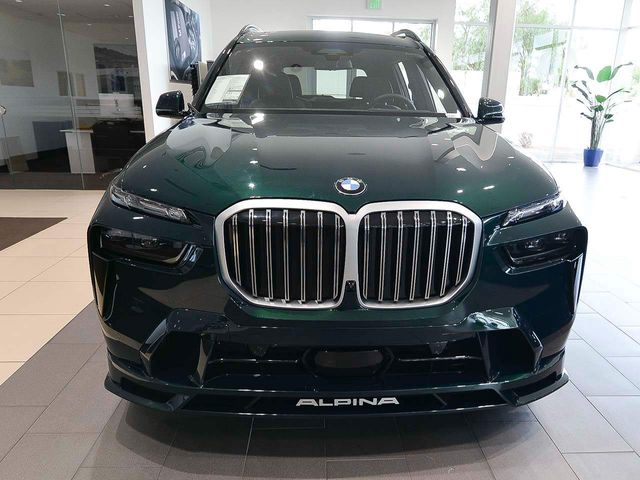 2025 BMW X7 Alpina XB7