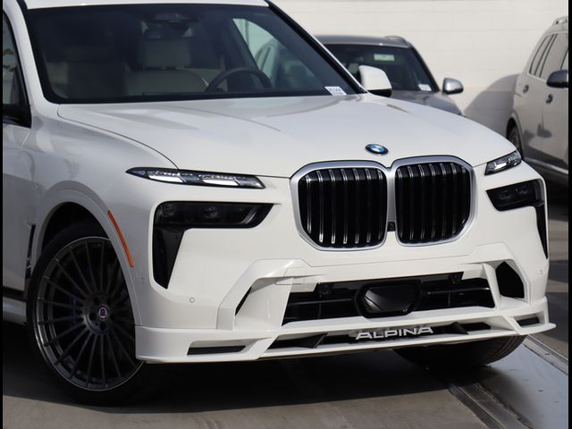 2025 BMW X7 Alpina XB7