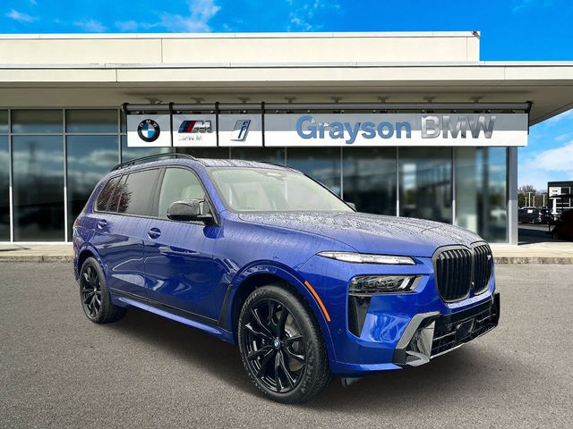 2025 BMW X7 M60i