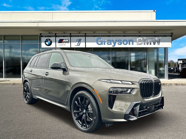 2025 BMW X7 M60i