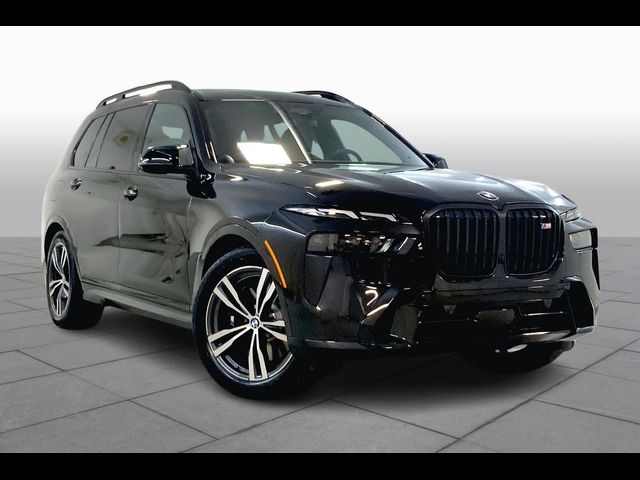 2025 BMW X7 M60i