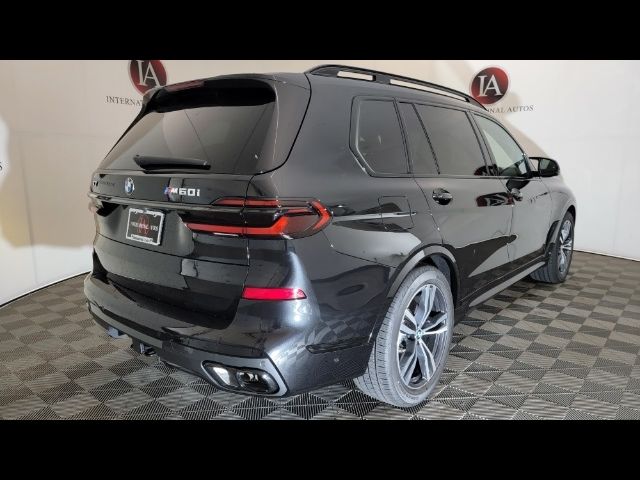 2025 BMW X7 M60i