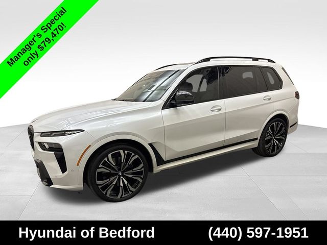 2025 BMW X7 M60i