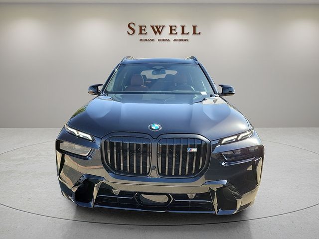 2025 BMW X7 M60i