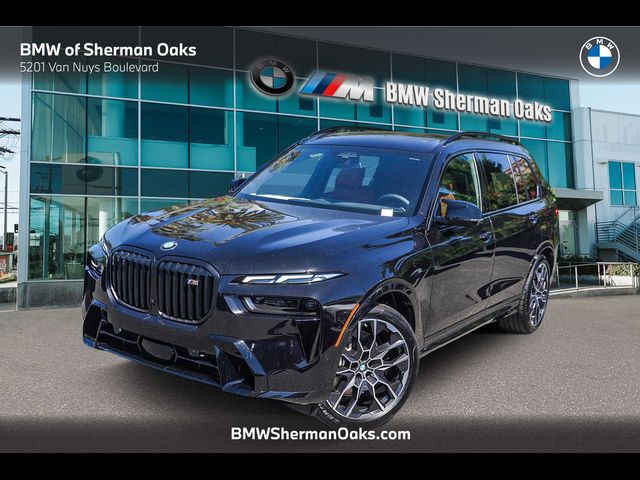 2025 BMW X7 M60i