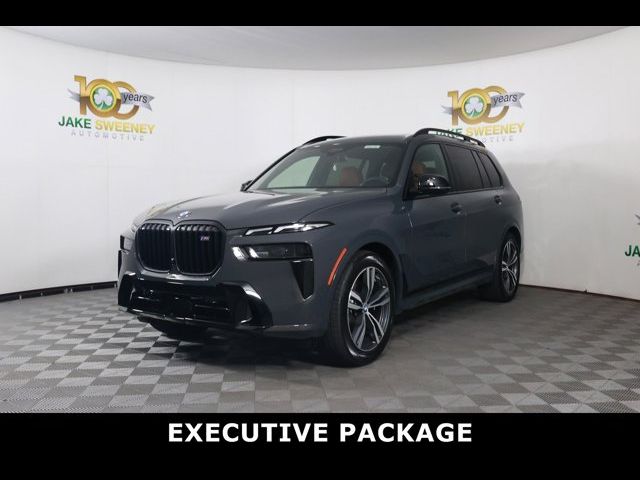 2025 BMW X7 M60i