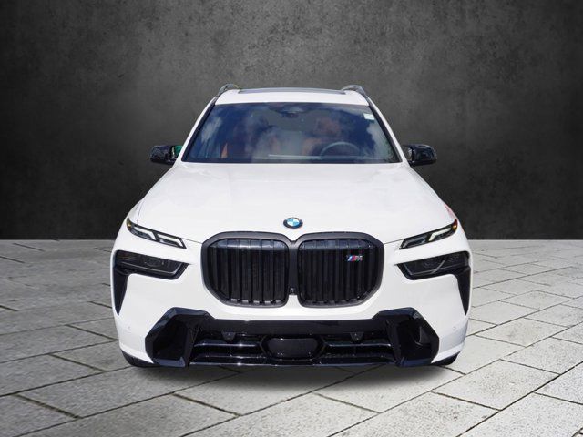 2025 BMW X7 M60i