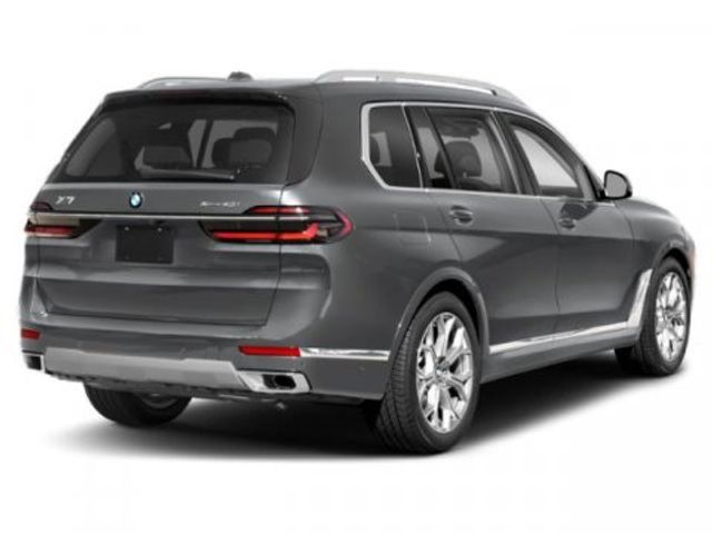 2025 BMW X7 M60i