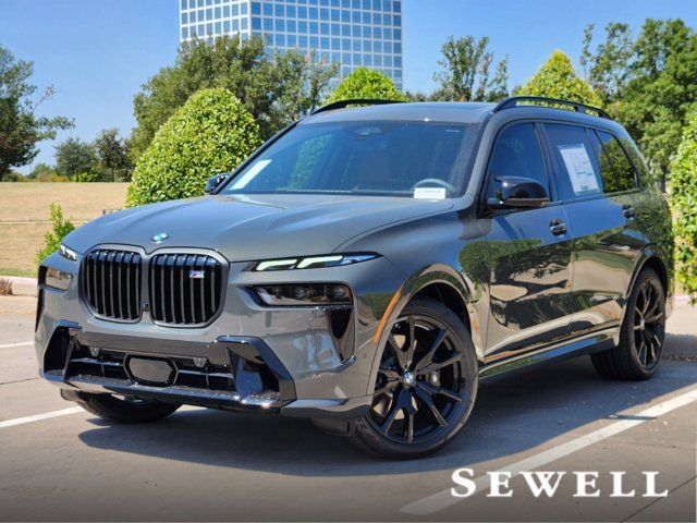 2025 BMW X7 M60i