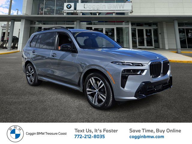 2025 BMW X7 M60i